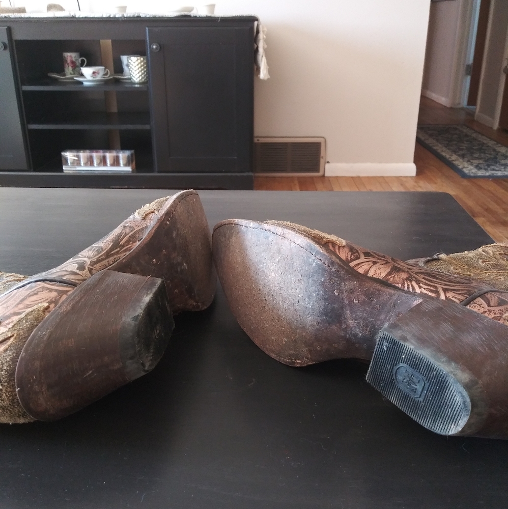 Dan Post - Picture 2 of 3